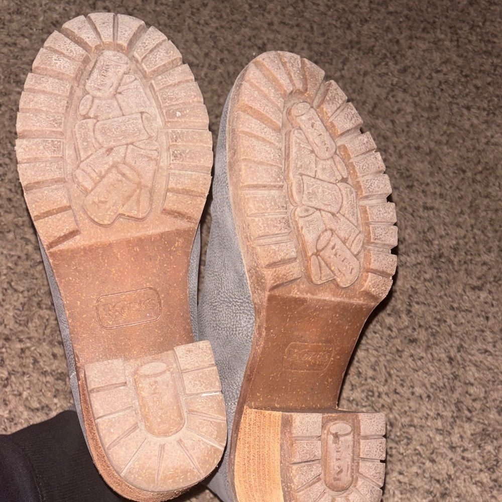Korks by Kork-Ease Elsie Lug Sole Suede Heeled Booties Size 9.5 - Picture 8 of 8